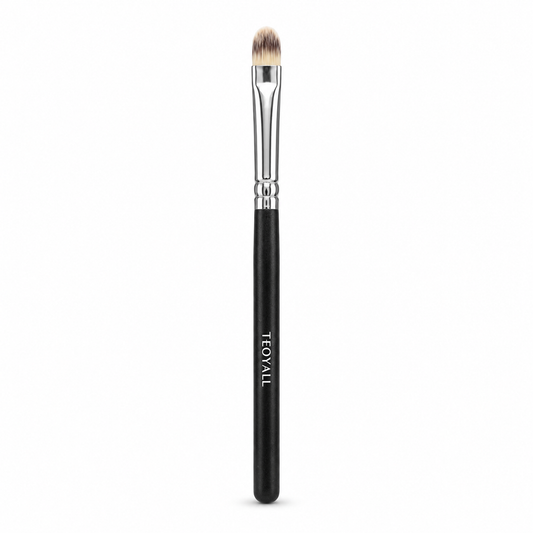 Flat Rounded Concealer Brush by VIAI BEAUTY